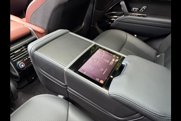 Land Rover Range Rover P 615 SV / Two-Tone Interieur / NL-Auto / BTW