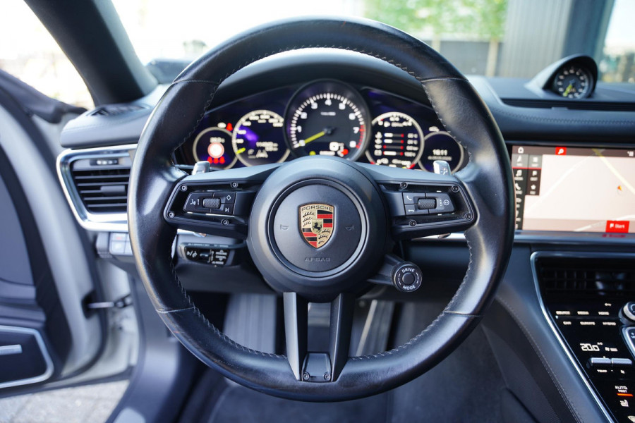 Porsche Panamera Sport Turismo 2.9 4S / Krijtgrijs / Sport Design / Sportuitlaat