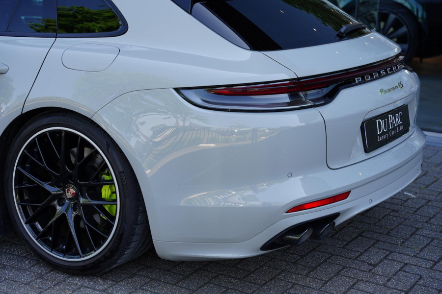 Porsche Panamera Sport Turismo 2.9 4S / Krijtgrijs / Sport Design / Sportuitlaat