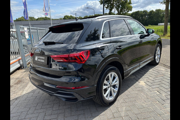 Audi Q3 45 TFSI e S edition PANO / S-LINE / LEDER ALCANTARA / CAMERA / LED / VERWARMDE STOELEN / SPORTSTOELEN