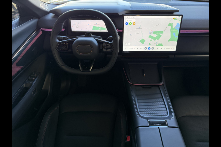 Lynk & Co 08 2026 • 345PK • 200KM ELEKTRISCH PHEV DIRECT LEVERBAAR • Massage Stoelen • Verwarmd/Ventilatie • Panorama • Matrix LED • Harman K PHEV