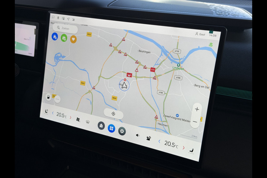 Lynk & Co 08 2026 • 345PK • 200KM ELEKTRISCH PHEV DIRECT LEVERBAAR • Massage Stoelen • Verwarmd/Ventilatie • Panorama • Matrix LED • Harman K PHEV