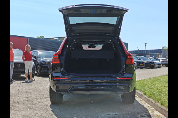 Volvo XC60 T6 350PK Plug-in hybrid AWD Plus Black Edition | Trekhaak | BLIS | ACC | PDC V+A | Camera Achter | Elektr. Stoelen | Carplay
