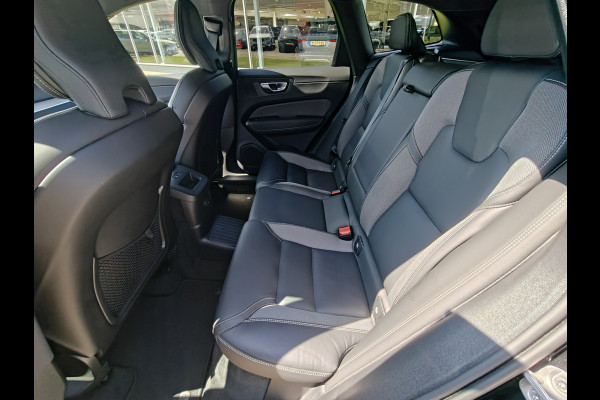 Volvo XC60 T6 350PK Plug-in hybrid AWD Plus Black Edition | Trekhaak | BLIS | ACC | PDC V+A | Camera Achter | Elektr. Stoelen | Carplay