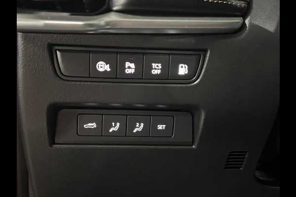 Mazda CX-60 2.5 e-SkyActiv PHEV Homura Plus Open dak | Adapt. Cruise | Stoelventilatie | Stuur-/Stoelverwarming | 360 camera | Head-up | Carplay | Bose sound | Memory