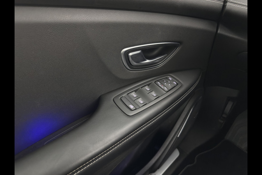 Renault Scénic 1.5 dCi Initiale Paris Hybrid Assist *HEAD-UP | ADAPTIVE-CRUISE | LEATHER | FULL-LED | BLINDSPOT | HEATED-COMFORTSEATS | BOSE-SOUND | NAVI-FULLAMP | DIGI-COCKPIT | PRIVACY-GLASS | CAMERA | ECC | PDC | 20''ALU*