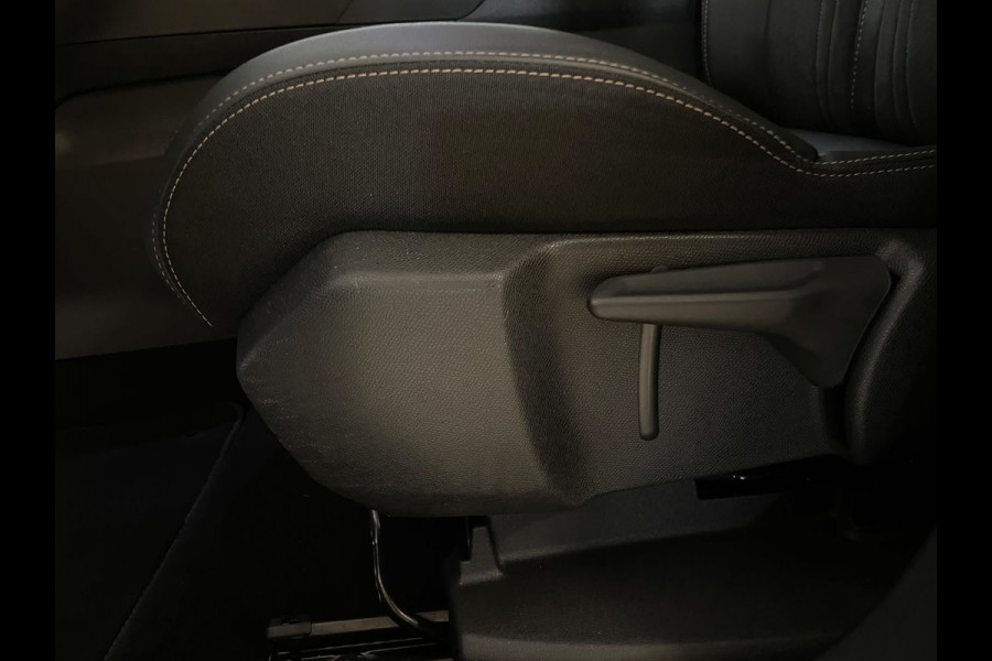Peugeot 3008 1.2 PureTech GT AUTOMAAT AIRCO CLIMA NAVI CRUISE APPLE CARPLAY ALCANTARA ZEER NETTE AUTO