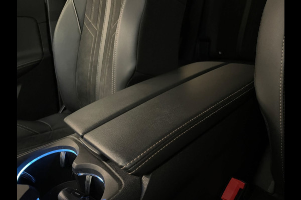 Peugeot 3008 1.2 PureTech GT AUTOMAAT AIRCO CLIMA NAVI CRUISE APPLE CARPLAY ALCANTARA ZEER NETTE AUTO