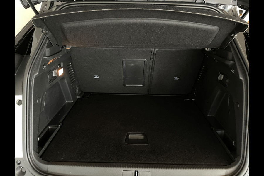 Peugeot 3008 1.2 PureTech GT AUTOMAAT AIRCO CLIMA NAVI CRUISE APPLE CARPLAY ALCANTARA ZEER NETTE AUTO
