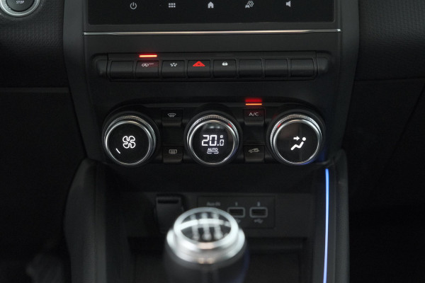 Renault Clio 1.0 TCe Intens | Trekhaak | Parkeersensoren | Climate Control | Apple Carplay