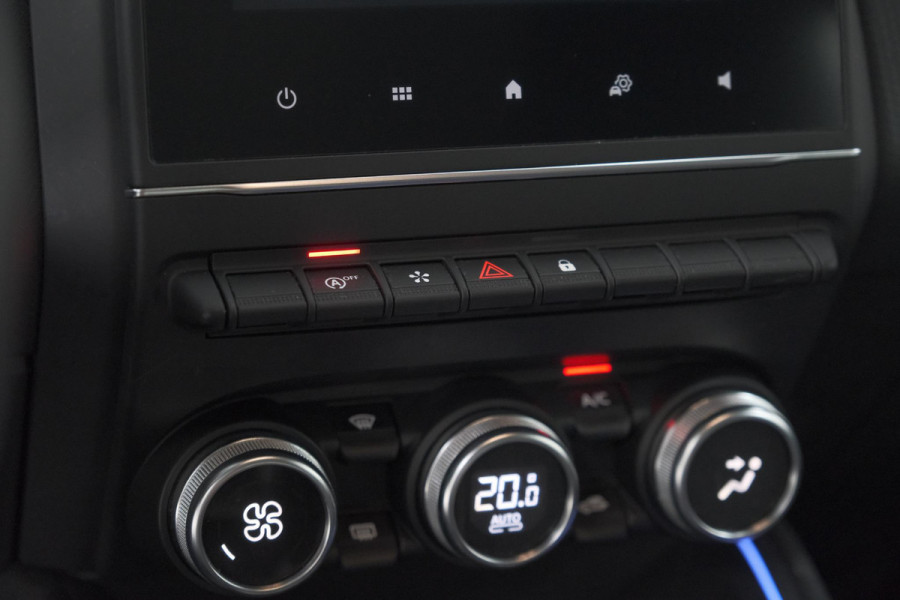 Renault Clio 1.0 TCe Intens | Trekhaak | Parkeersensoren | Climate Control | Apple Carplay