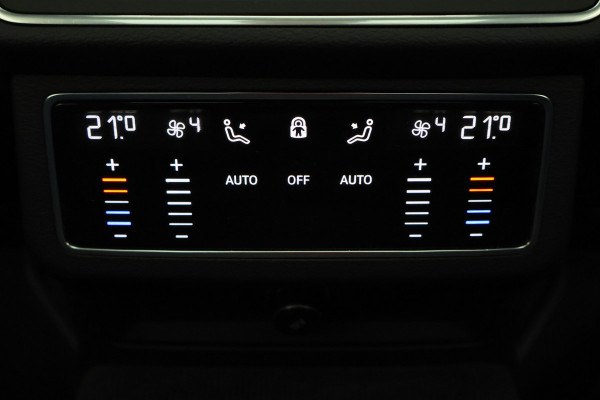 Audi A6 Avant 55 TFSI e quattro Pro Line S Competition Panoramadak, Memory, Leer, Camera, Trekhaak, 20"