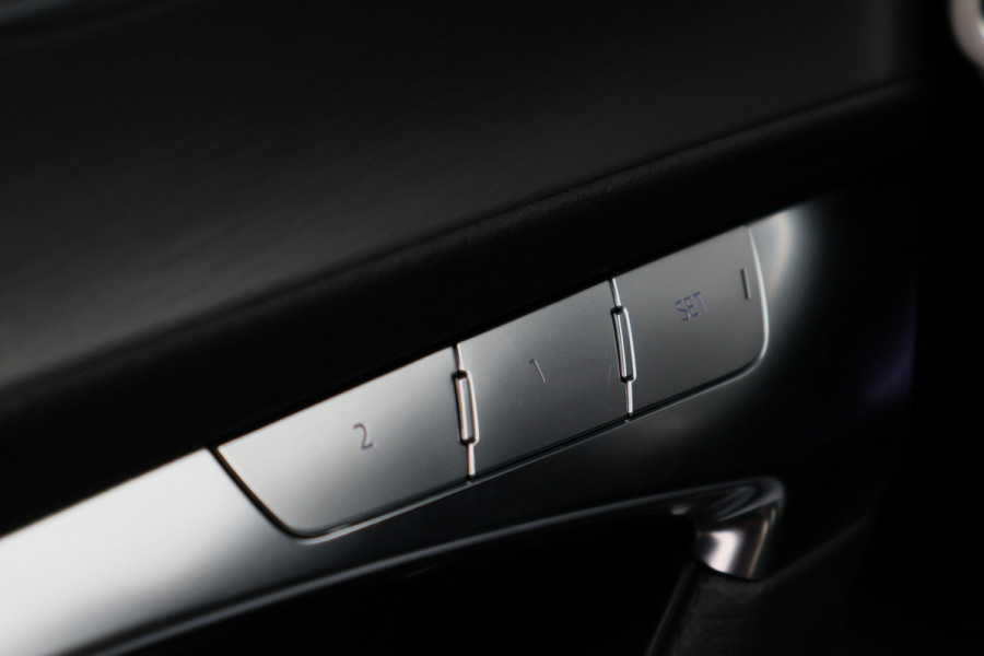 Audi A6 Avant 55 TFSI e quattro Pro Line S Competition Panoramadak, Memory, Leer, Camera, Trekhaak, 20"