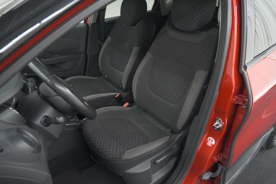 Renault Captur TCe 120 Intens | Trekhaak | Navigatie | Camera | Dodehoek Detectie