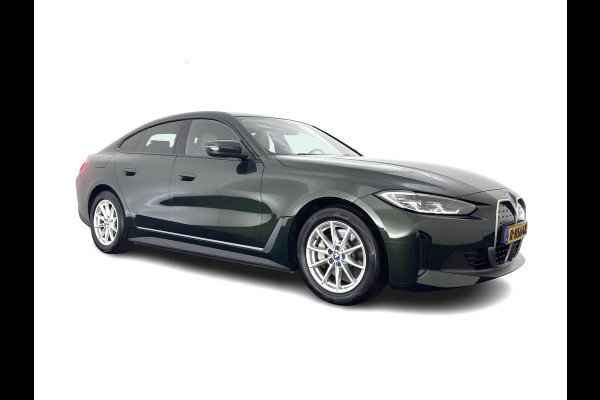 BMW i4 eDrive40 84 kWh [3-Fase-11kW] {SoH-98%} (INCL.BTW) *LEATHER | FULL-LED | ADAPTIVE-CRUISE | HEATED-SPORTSEATS | WIDESCREEN-DIGI-COCKPIT | CAMERA | DAB+ | PRIVACY-GLASS | NAVI-FULLMAP | ECC | PDC | 17''ALU | TOWBAR*