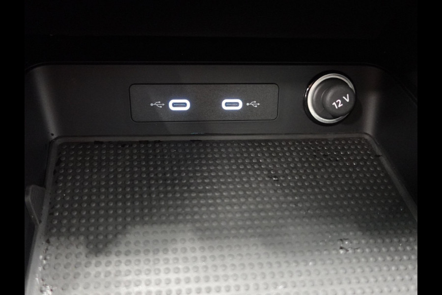 Seat Ateca 1.5 TSI Style DSG Business Intense Climate Control Cruise Control Navigatie Apple Carplay/Android Auto Virtual Cockpit Privacy Glass PDC VA Camera