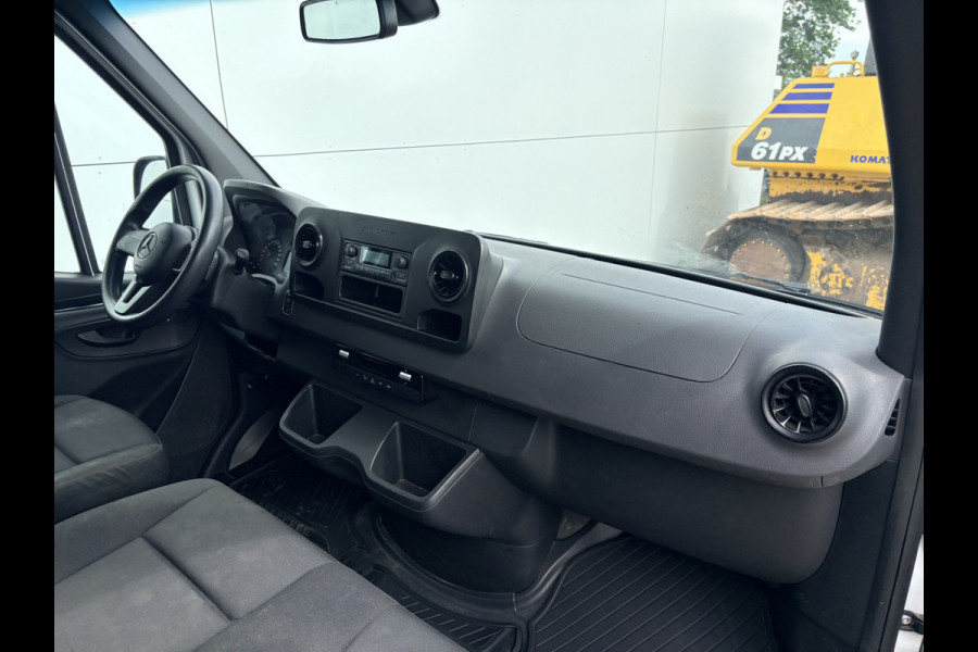 Mercedes-Benz eSprinter eSprinter 312 55kWh L2H2 Elektrisch 145km WLTP 93,7% (SOH) 80kw Snelladen Climate Control Camera