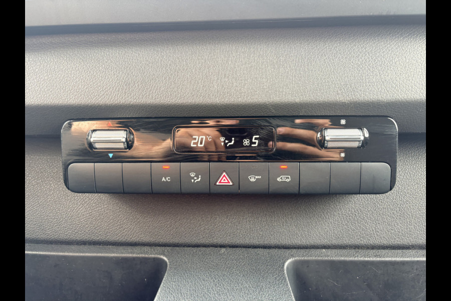 Mercedes-Benz eSprinter eSprinter 312 55kWh L2H2 Elektrisch 145km WLTP 93,7% (SOH) 80kw Snelladen Climate Control Camera