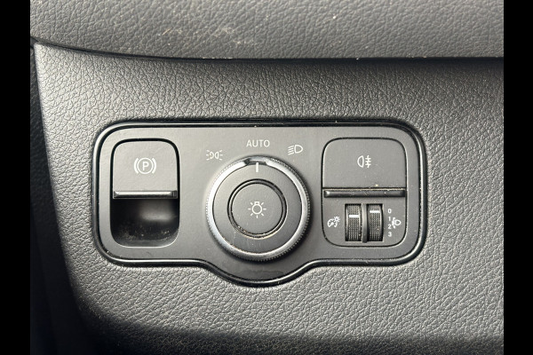 Mercedes-Benz eSprinter eSprinter 312 55kWh L2H2 Elektrisch 145km WLTP 93,7% (SOH) 80kw Snelladen Climate Control Camera