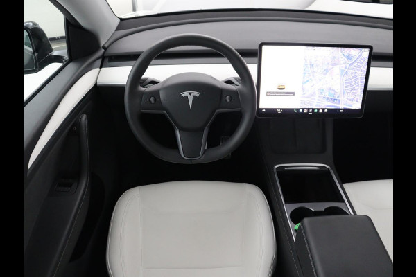 Tesla Model Y Performance AWD 75 kWh | SOH 94.8% | Traffic-Aware Cruise control | Leder | Achterbank verwarming | 21'' | Full LED | Panoramadak |