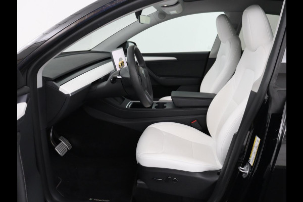 Tesla Model Y Performance AWD 75 kWh | SOH 94.8% | Traffic-Aware Cruise control | Leder | Achterbank verwarming | 21'' | Full LED | Panoramadak |
