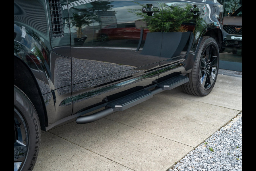 Land Rover Defender 2.0 P300e 110 X-Dynamic HSE | Pano | Head-Up | Tow pack | 22''