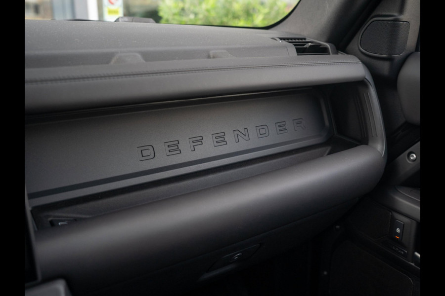 Land Rover Defender 2.0 P300e 110 X-Dynamic HSE | Pano | Head-Up | Tow pack | 22''