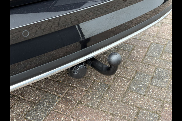 Škoda Karoq 1.5 TSI ACT Sportline Business Trekhaak Adap.Cruise Camera Stoelverw Orig.NL Voll.Onderhouden!