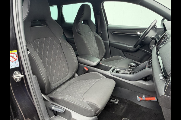Škoda Karoq 1.5 TSI ACT Sportline Business Trekhaak Adap.Cruise Camera Stoelverw Orig.NL Voll.Onderhouden!