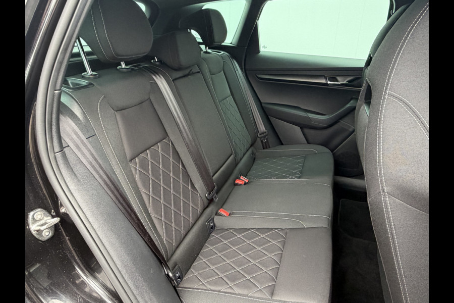 Škoda Karoq 1.5 TSI ACT Sportline Business Trekhaak Adap.Cruise Camera Stoelverw Orig.NL Voll.Onderhouden!