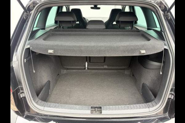 Škoda Karoq 1.5 TSI ACT Sportline Business Trekhaak Adap.Cruise Camera Stoelverw Orig.NL Voll.Onderhouden!