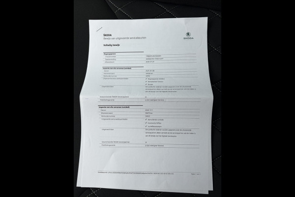 Škoda Karoq 1.5 TSI ACT Sportline Business Trekhaak Adap.Cruise Camera Stoelverw Orig.NL Voll.Onderhouden!