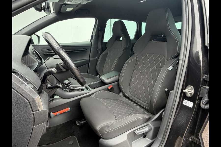 Škoda Karoq 1.5 TSI ACT Sportline Business Trekhaak Adap.Cruise Camera Stoelverw Orig.NL Voll.Onderhouden!