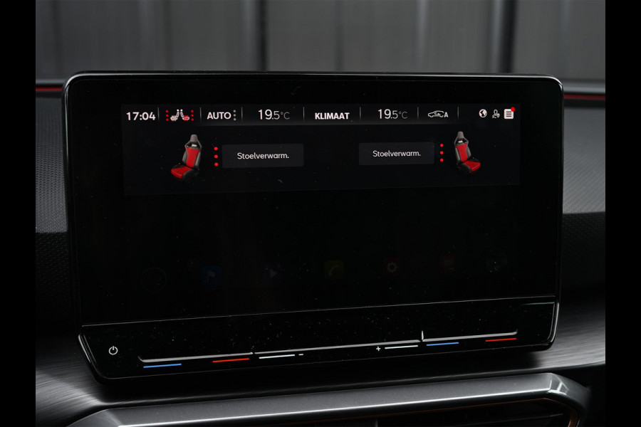 CUPRA Leon Sportstourer 1.4 e-Hybrid 245 | Panoramadak | Camera | Stoelverwarming | Ambiance Interieur | Adaptive Cruise | Stuurverwarming | Keyless | Trekhaak |