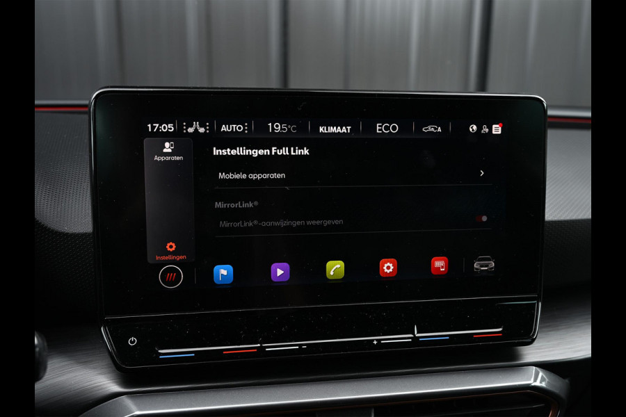 CUPRA Leon Sportstourer 1.4 e-Hybrid 245 | Panoramadak | Camera | Stoelverwarming | Ambiance Interieur | Adaptive Cruise | Stuurverwarming | Keyless | Trekhaak |