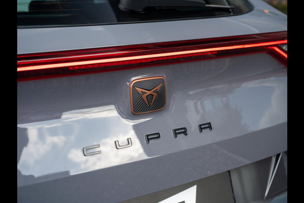 CUPRA Formentor 1.4 TSI eHybrid 204 pk PHEV Adrenaline / Ambiance / 19'' / Beats / Camera