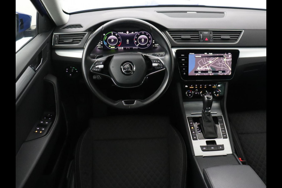 Škoda Superb 1.4 TSI iV Business Edition | SOH 92,3% | Stoelverwarming | Virtual Cockpit | Adaptive cruise | Camera | Carplay | Navigatie | Full LED | Parkeerhulp | PHEV | Plug In