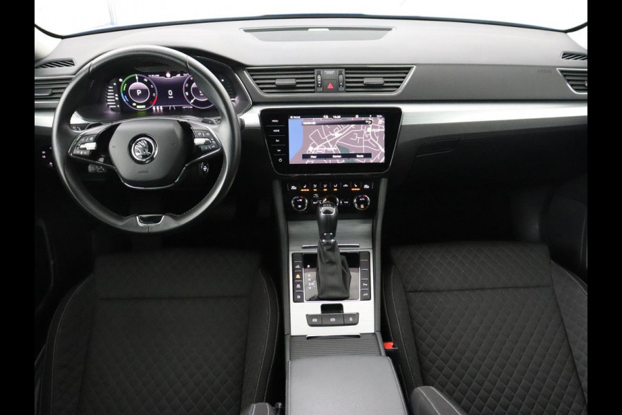Škoda Superb 1.4 TSI iV Business Edition | SOH 92,3% | Stoelverwarming | Virtual Cockpit | Adaptive cruise | Camera | Carplay | Navigatie | Full LED | Parkeerhulp | PHEV | Plug In