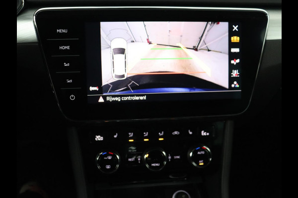 Škoda Superb 1.4 TSI iV Business Edition | SOH 92,3% | Stoelverwarming | Virtual Cockpit | Adaptive cruise | Camera | Carplay | Navigatie | Full LED | Parkeerhulp | PHEV | Plug In