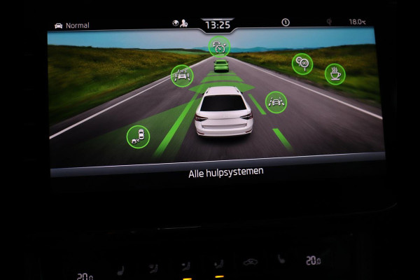 Škoda Superb 1.4 TSI iV Business Edition | SOH 92,3% | Stoelverwarming | Virtual Cockpit | Adaptive cruise | Camera | Carplay | Navigatie | Full LED | Parkeerhulp | PHEV | Plug In