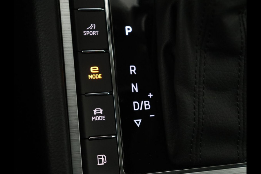 Škoda Superb 1.4 TSI iV Business Edition | SOH 92,3% | Stoelverwarming | Virtual Cockpit | Adaptive cruise | Camera | Carplay | Navigatie | Full LED | Parkeerhulp | PHEV | Plug In