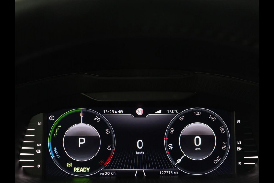 Škoda Superb 1.4 TSI iV Business Edition | SOH 92,3% | Stoelverwarming | Virtual Cockpit | Adaptive cruise | Camera | Carplay | Navigatie | Full LED | Parkeerhulp | PHEV | Plug In