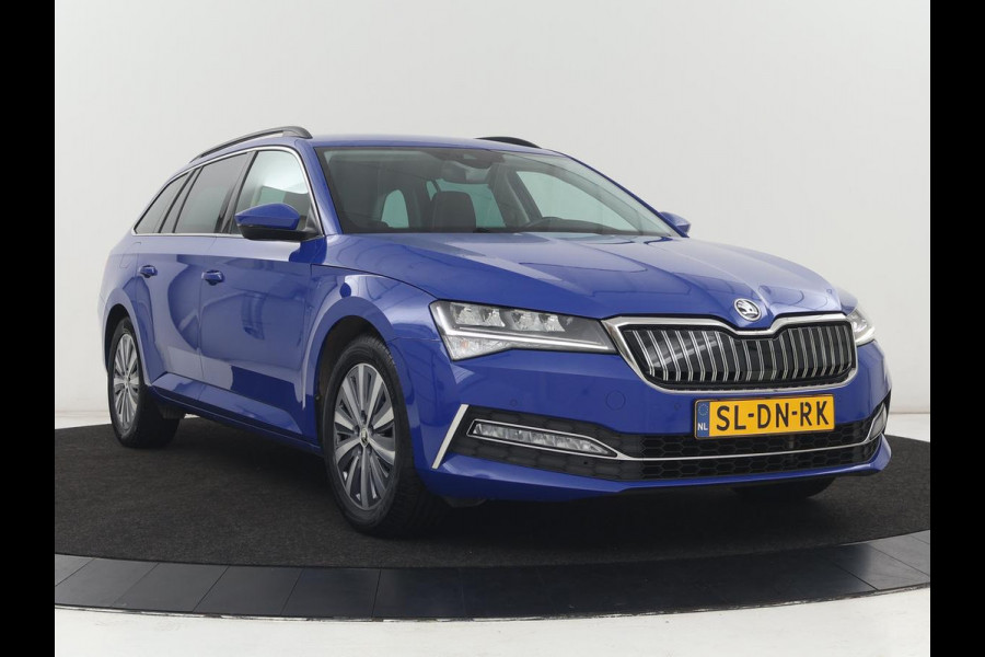 Škoda Superb 1.4 TSI iV Business Edition | SOH 92,3% | Stoelverwarming | Virtual Cockpit | Adaptive cruise | Camera | Carplay | Navigatie | Full LED | Parkeerhulp | PHEV | Plug In