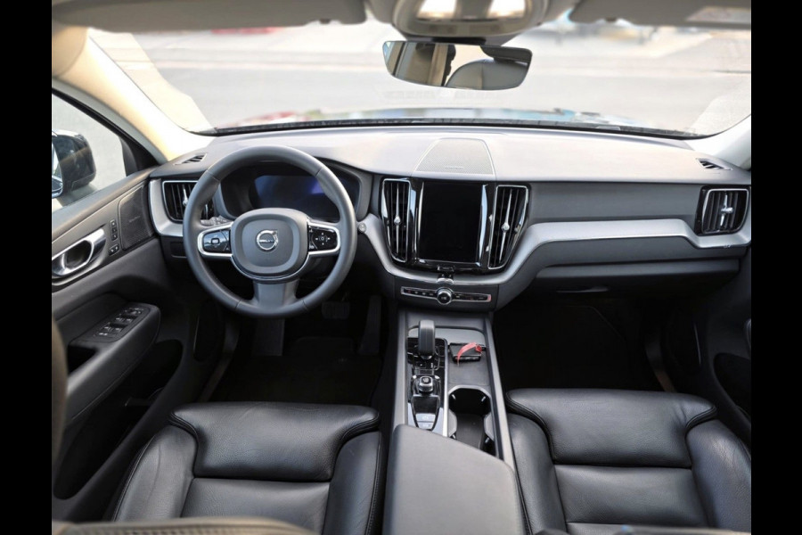 Volvo XC60 B4 R-Design ** Harman/Kardon ** Leder ** Camera ** Google