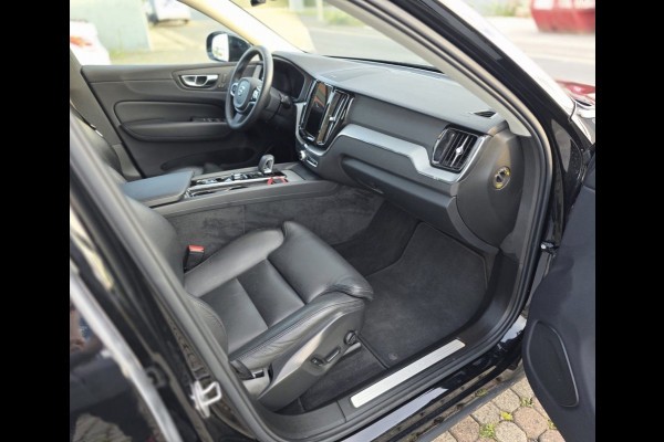 Volvo XC60 B4 R-Design ** Harman/Kardon ** Leder ** Camera ** Google
