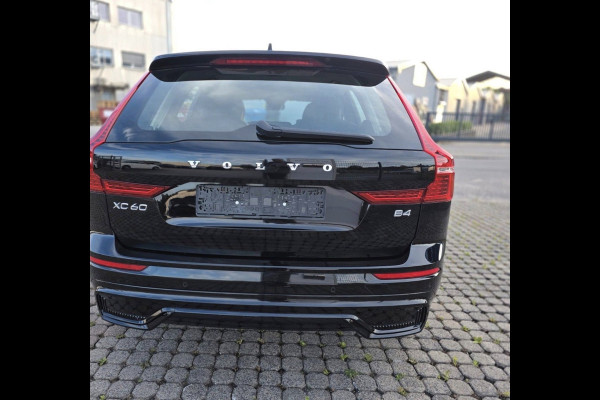 Volvo XC60 B4 R-Design ** Harman/Kardon ** Leder ** Camera ** Google