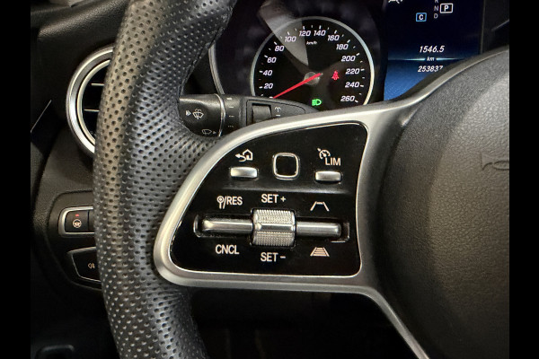 Mercedes-Benz C-Klasse Estate 220 d Business Solution | Camera | Stoelverwarming | Elektr. trekhaak | Adaptive cruise | Full LED