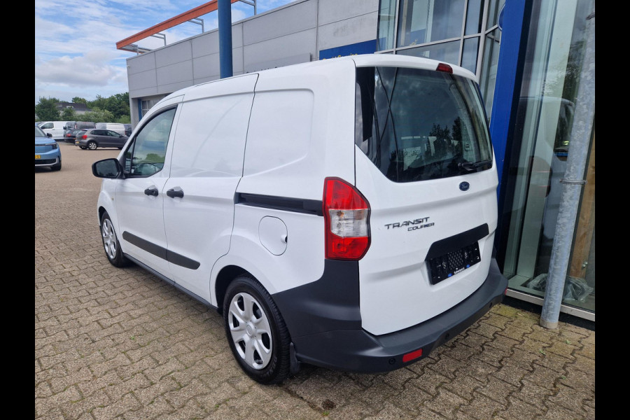 Ford Transit Courier 1.0 Trend EcoBoost S&S | Zeer nette auto met lage km stand! | Camera achter | Dubbele zijschuifdeur | Ramen achter | Winterpack | Navi |