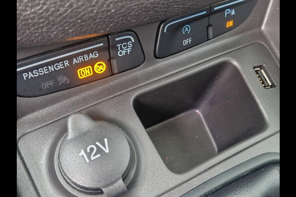 Ford Transit Courier 1.0 Trend EcoBoost S&S | Zeer nette auto met lage km stand! | Camera achter | Dubbele zijschuifdeur | Ramen achter | Winterpack | Navi |