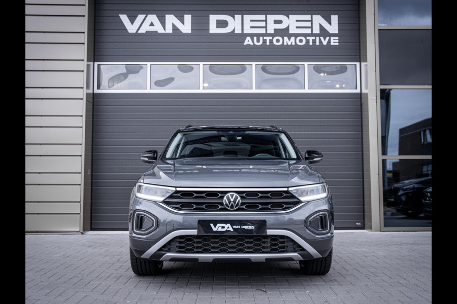 Volkswagen T-Roc 1.5 TSI Life - ACC l Apple Cplay l Camera l Navigatie